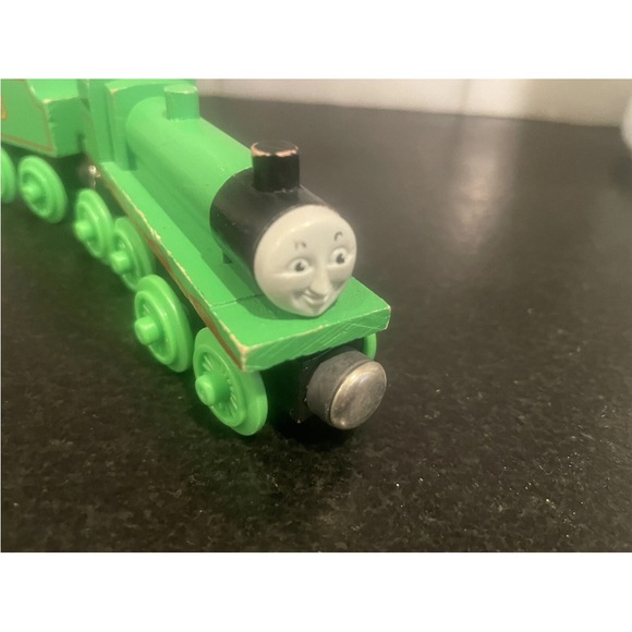 Thomas & Friends Wooden Railway - Henry & Tender Train 1992 Vintage flat magnets - Picture 2 of 3